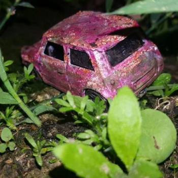 Wrecked Morris Mini: Custom Hot Wheels